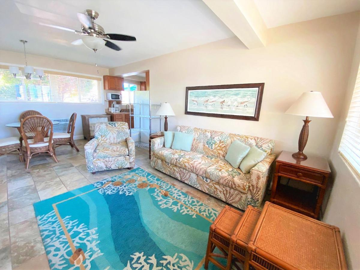 Nautical Watch Aparthotel Belleair Beach ภายนอก รูปภาพ