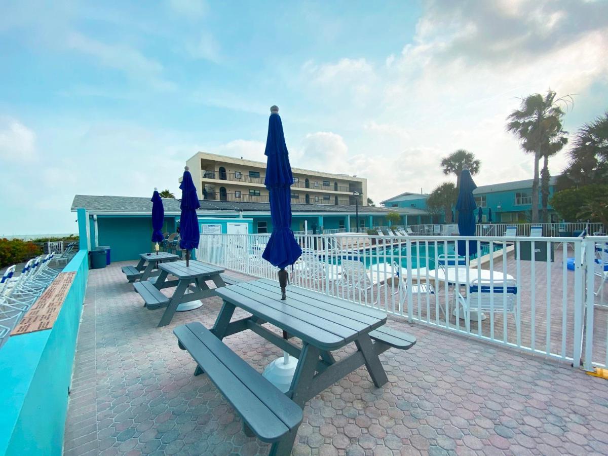 Nautical Watch Aparthotel Belleair Beach ภายนอก รูปภาพ