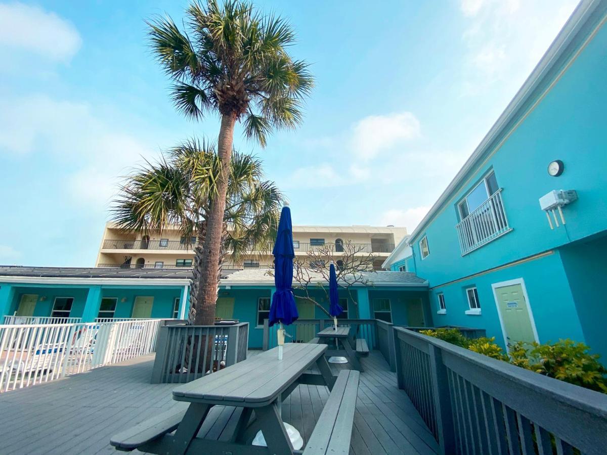 Nautical Watch Aparthotel Belleair Beach ภายนอก รูปภาพ