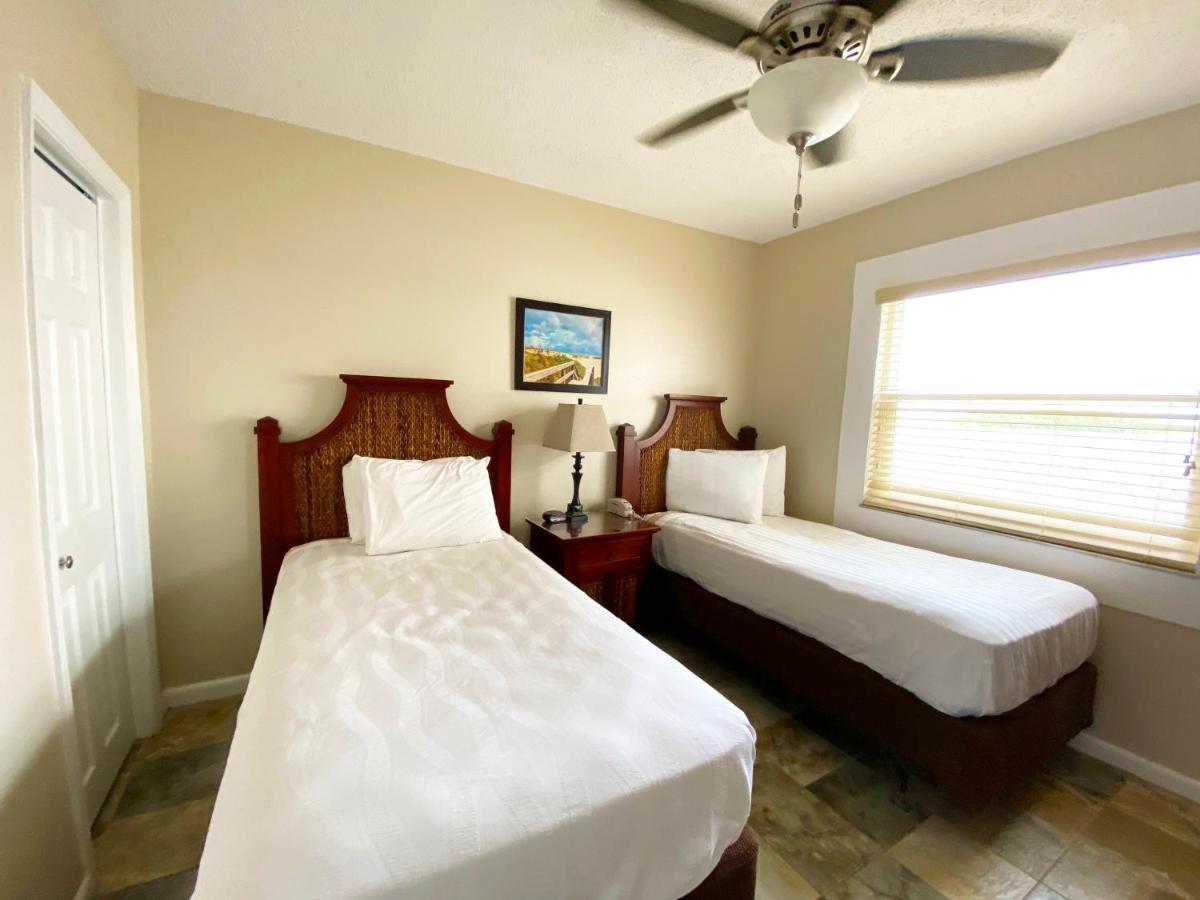 Nautical Watch Aparthotel Belleair Beach ภายนอก รูปภาพ