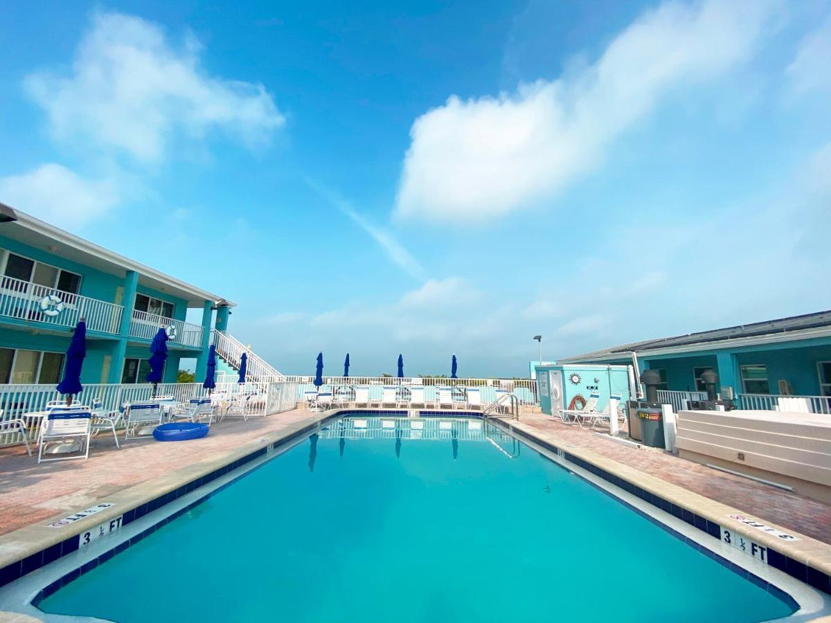 Nautical Watch Aparthotel Belleair Beach ภายนอก รูปภาพ